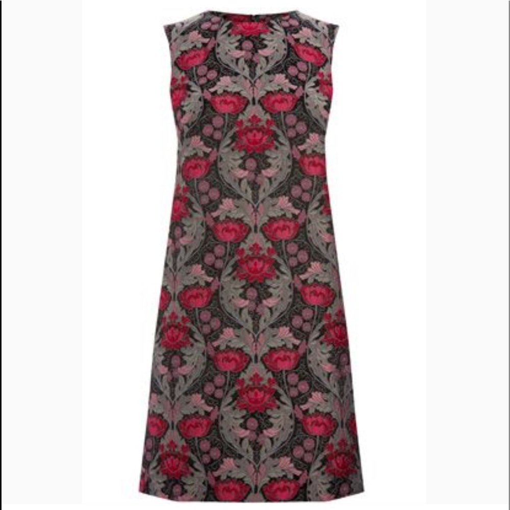 NWT-embroidered tapestry sleeveless shift dress